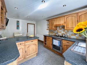 Photo 11- click for photo gallery